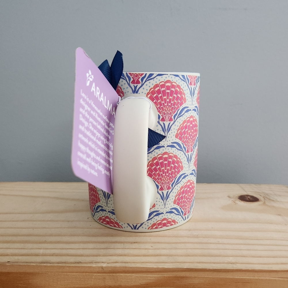 Pink Seashell Beachy Pattern Vibrant Mug NWT - Picture 4 of 13